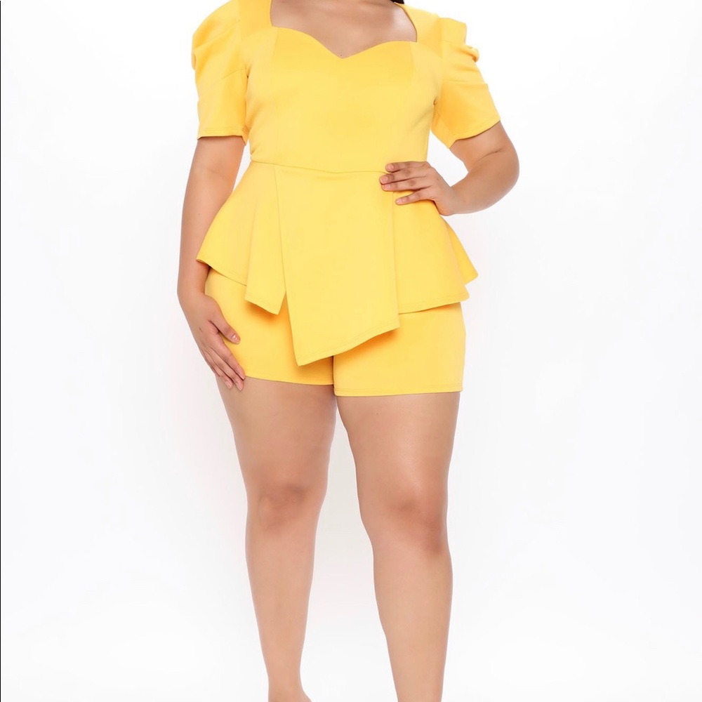 A Little Sass Puff Sleeve Romper - Yellow